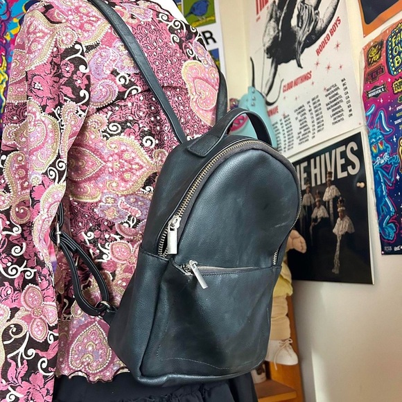 Wild Fable Black Backpack - Picture 5 of 8